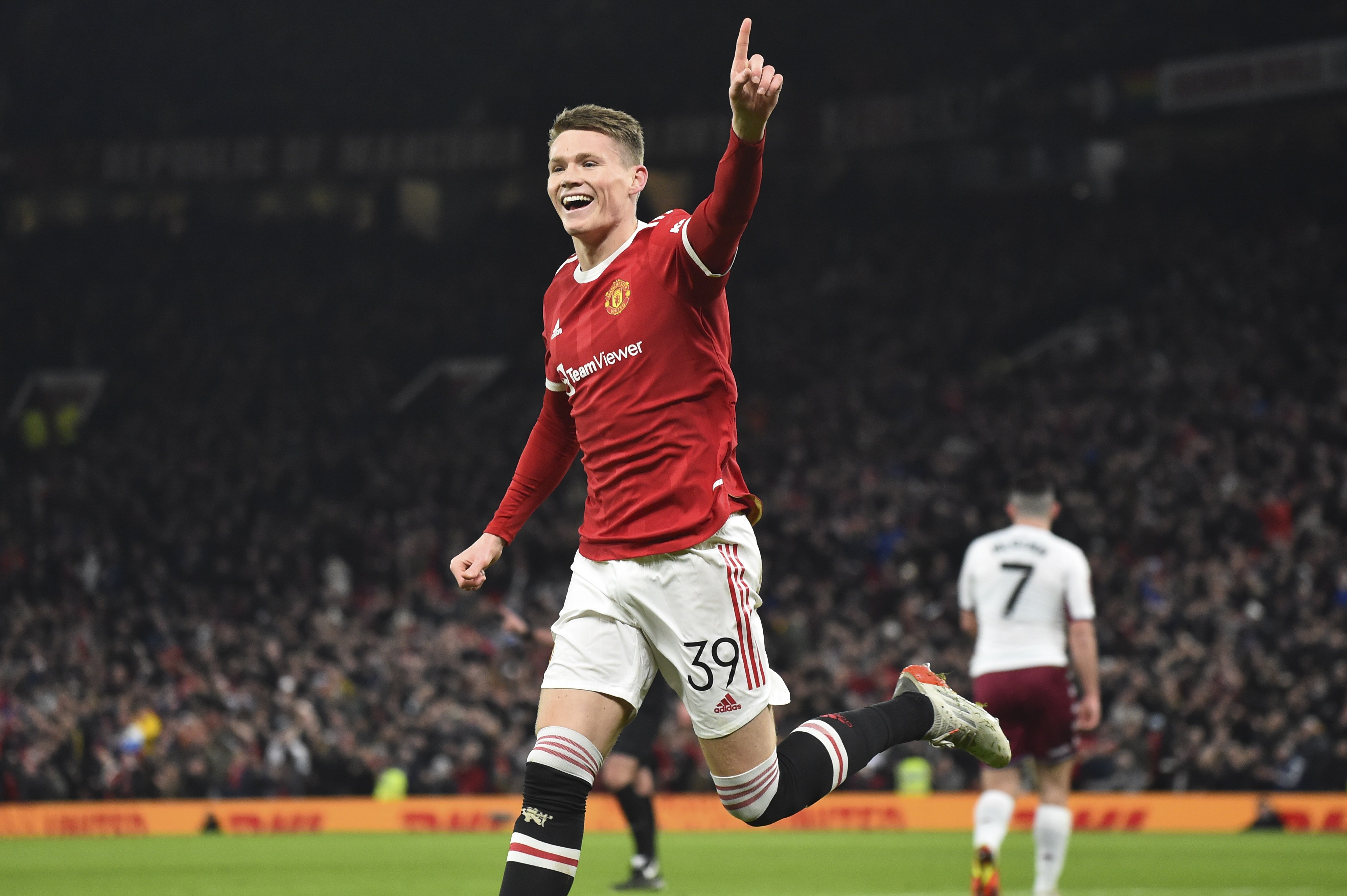 爱游戏-包含风云突变！阿斯顿维拉窗口期手感冰凉；足总杯版图或变；管理层满意；资深球员宣示担当的词条